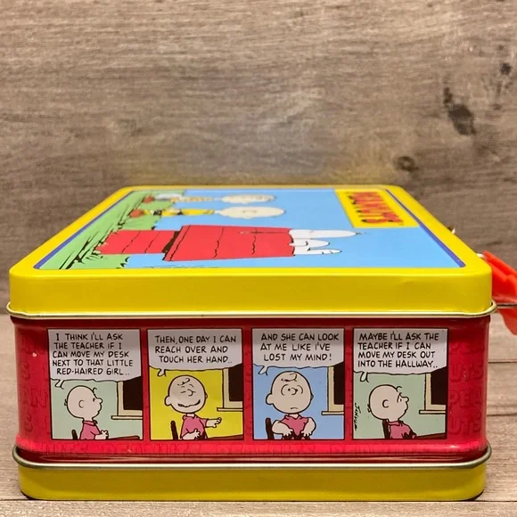 Peanuts LunchBox - Picture 3 of 7